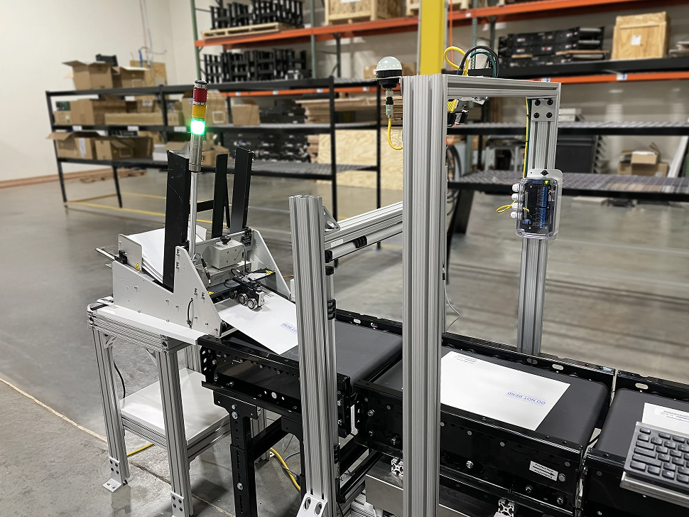 A machine for flat mail envelopes